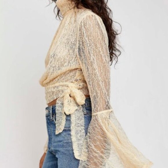 Free People Cream/Yellow Sheer Lace Rule Breaker Bell Sleeve Blouse Size S - Picture 2 of 7